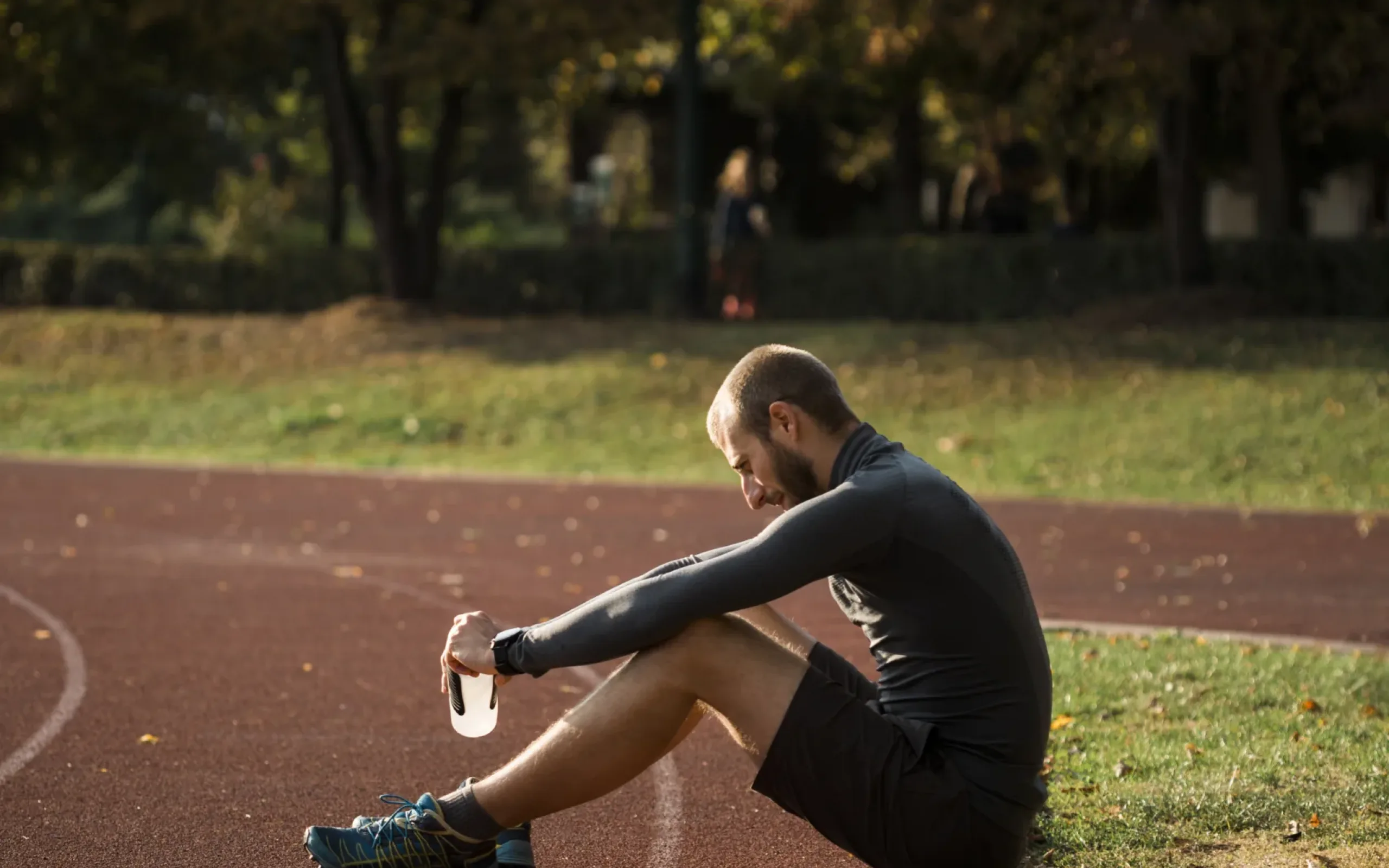 fitness-boy-resting